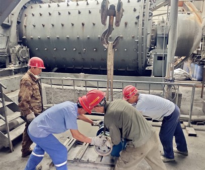 王家河選礦廠 | 清涼護航戰(zhàn)高溫，多維發(fā)力保生產(chǎn)